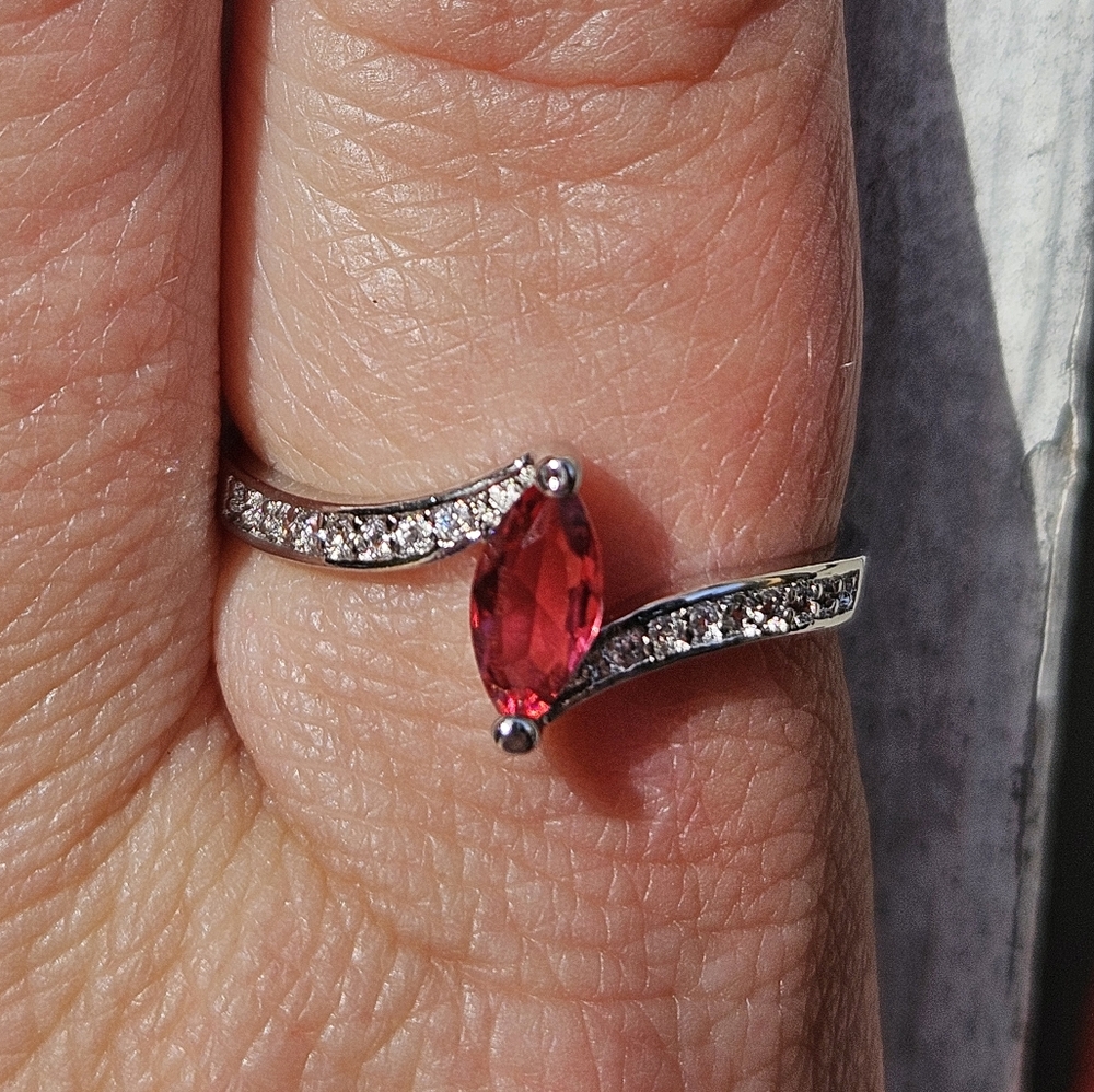Beautiful Synthetic Red Zircon Marquis Type Cut Fashion Ring - S925